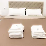 Garbatella House 게스트하우스 4*