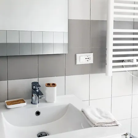 Garbatella House 4*